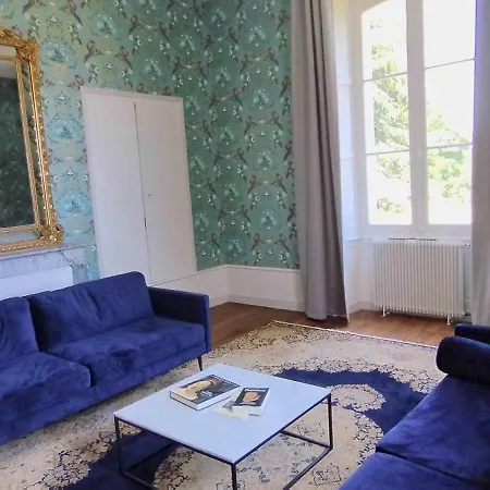 Prázdninový dům Dordogne Chateau With Pool & Garden Sleeps 14 *