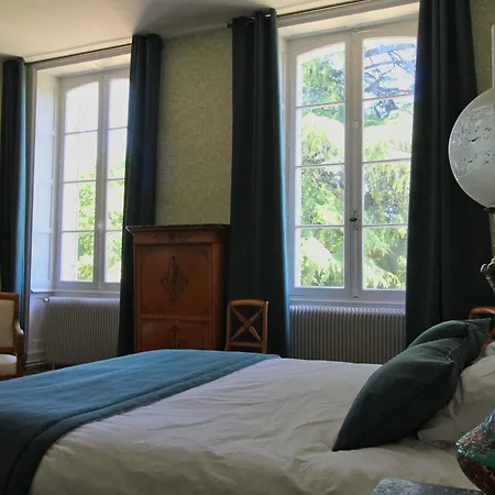 Prázdninový dům Dordogne Chateau With Pool & Garden Sleeps 14