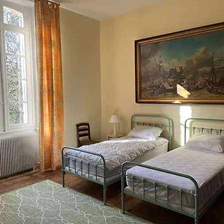 Dordogne Chateau With Pool & Garden Sleeps 14 Ferienhaus Bourdeilles