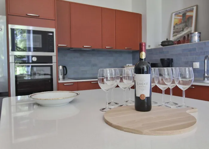 Dordogne Chateau With Pool & Garden Sleeps 14 *